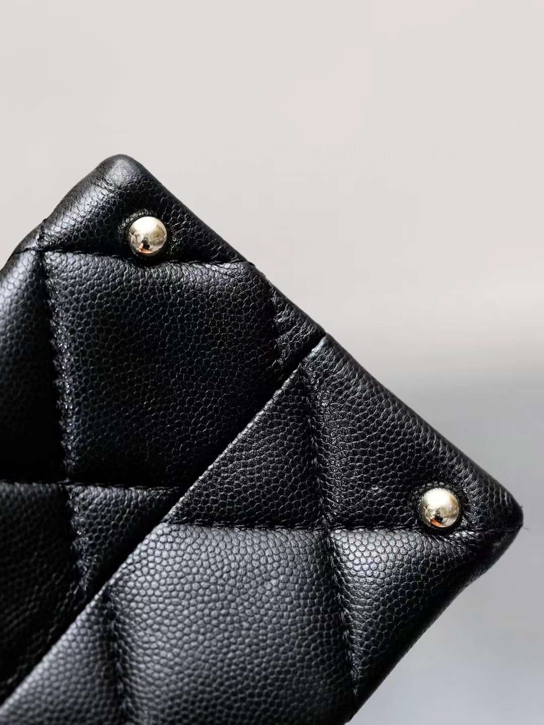 CHANEL 24P kelly  handle bag