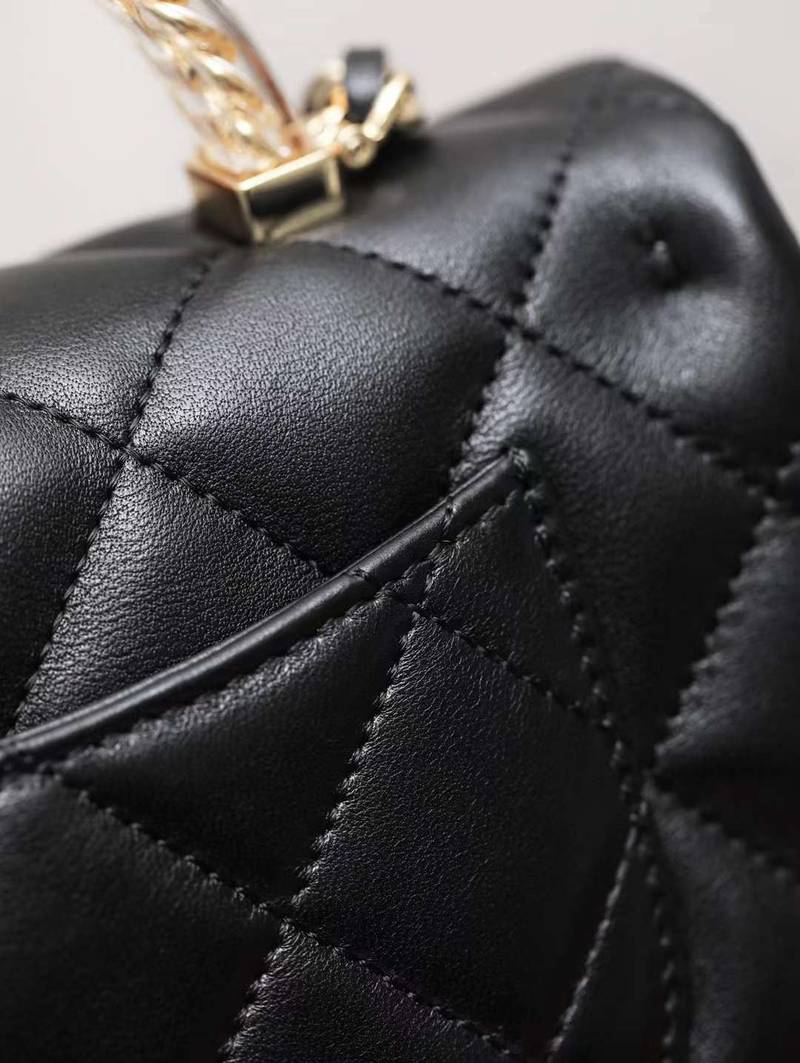 CHANEL 24S Resin wrist flap bag