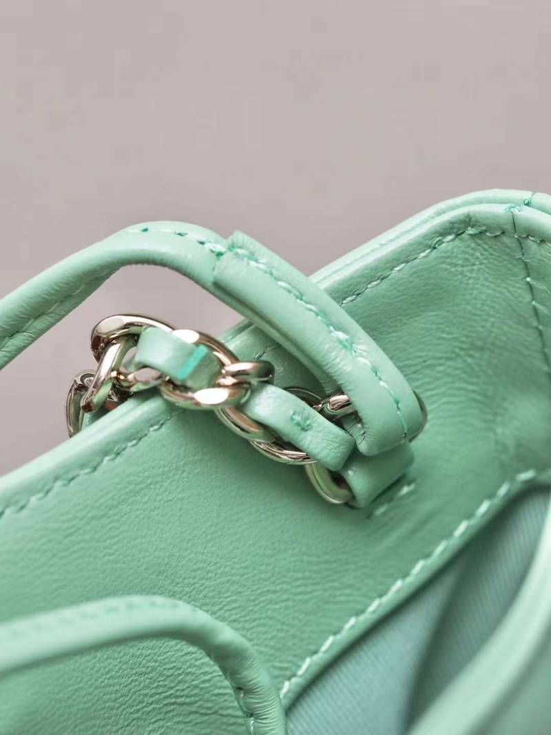 CHANEL 24S MINI 31shopping bag