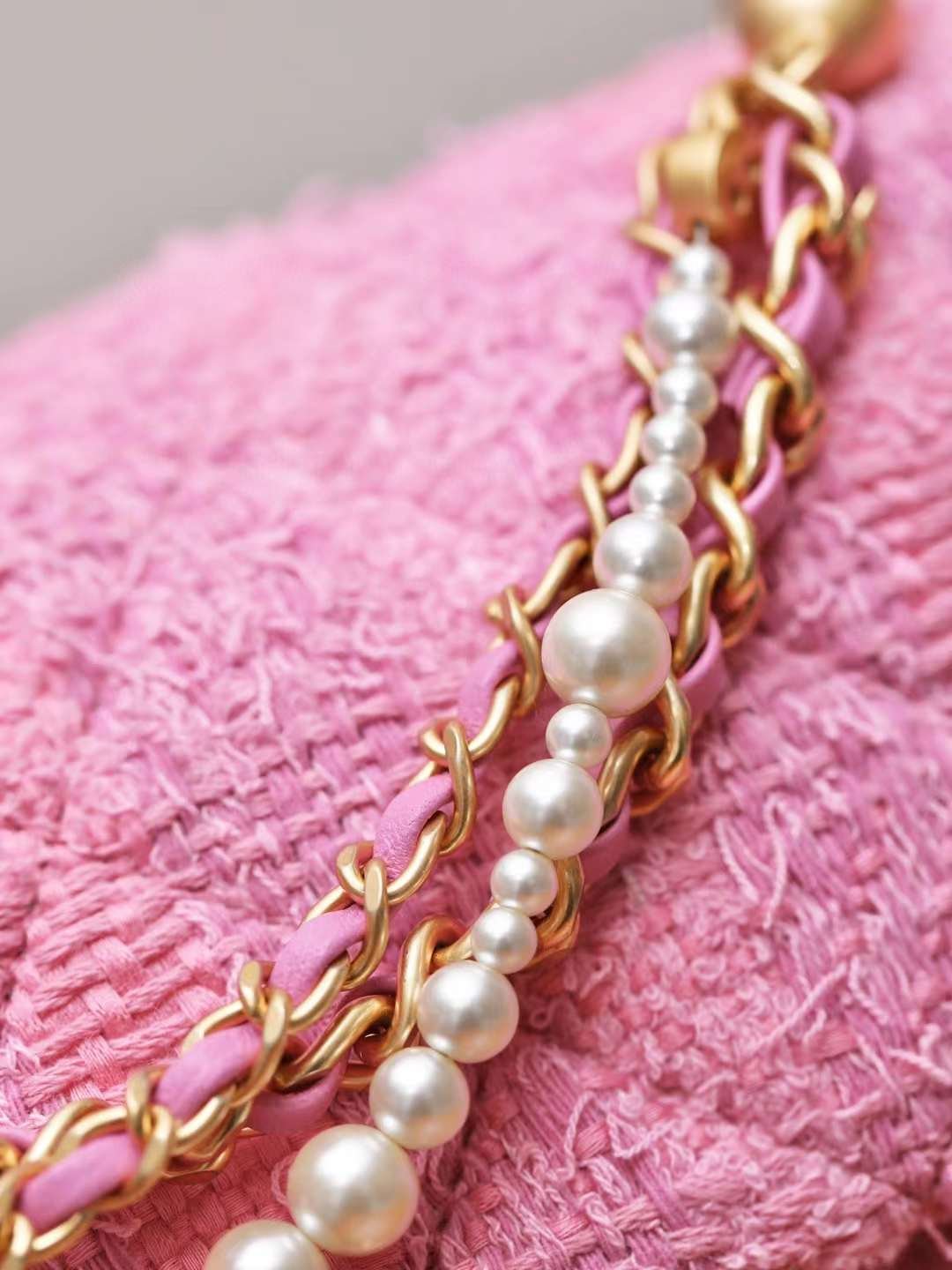 CHANEL 24S CF Pearl flap bag