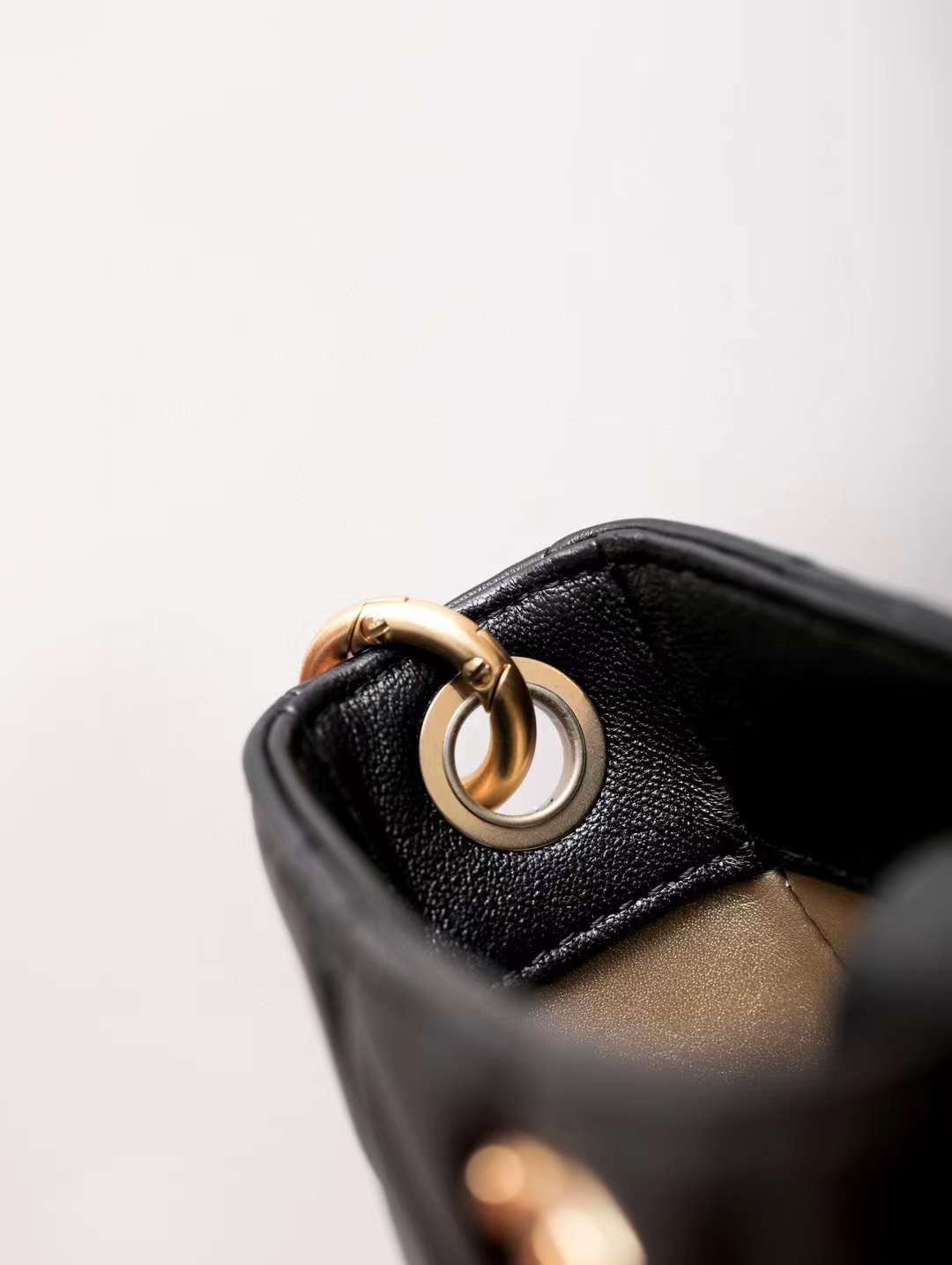 CHANEL 24S HOBO Pearl underarm bag