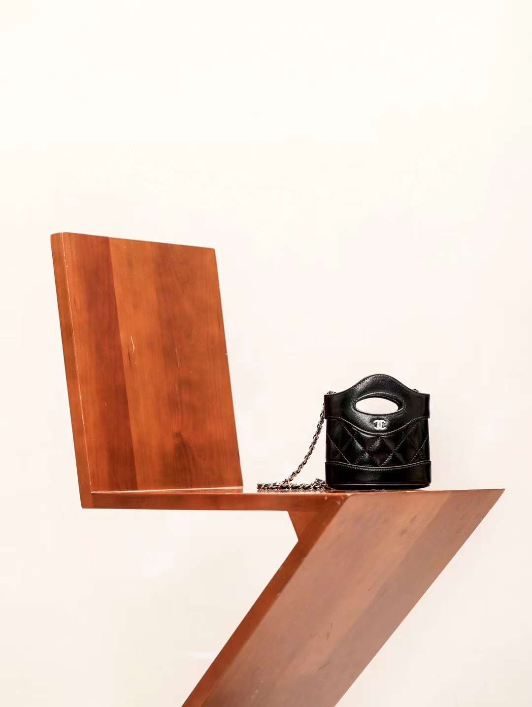 CHANEL 24S 31mini nano