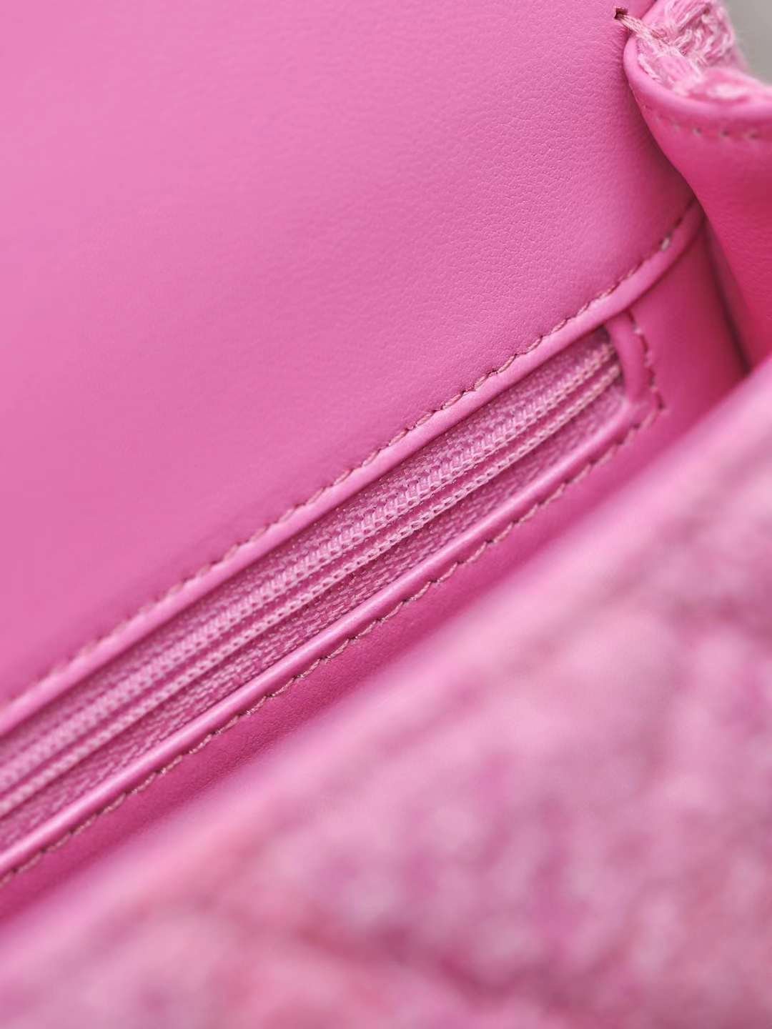 CHANEL 24S CF Pearl flap bag