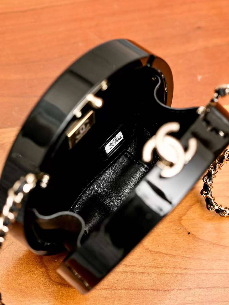 CHANEL 24S Camellia box bag