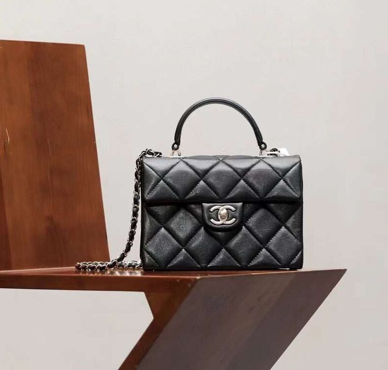 CHANEL 24P kelly  handle bag