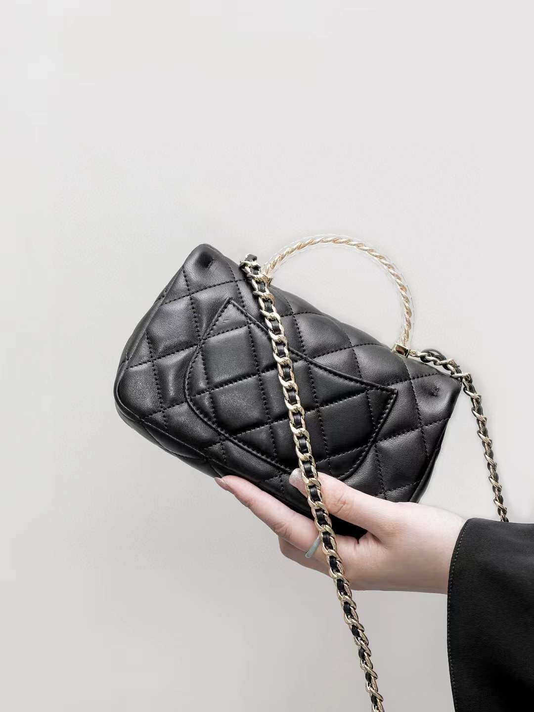 CHANEL 24S Resin wrist flap bag