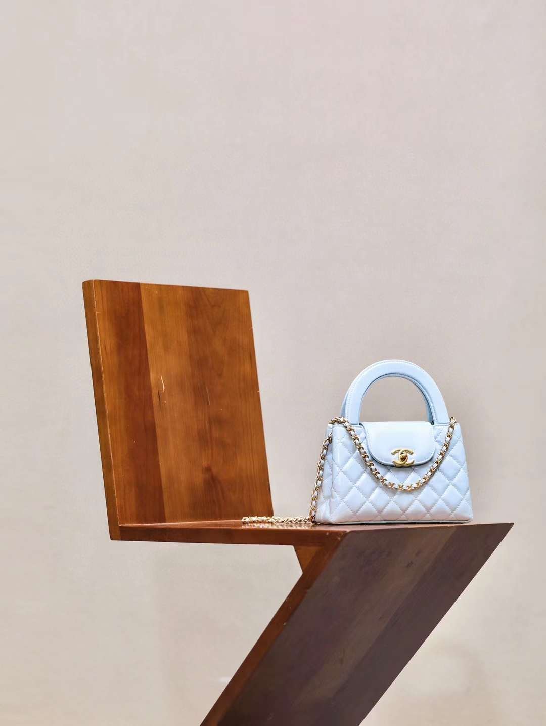 CHANEL 24S vintage kelly bag