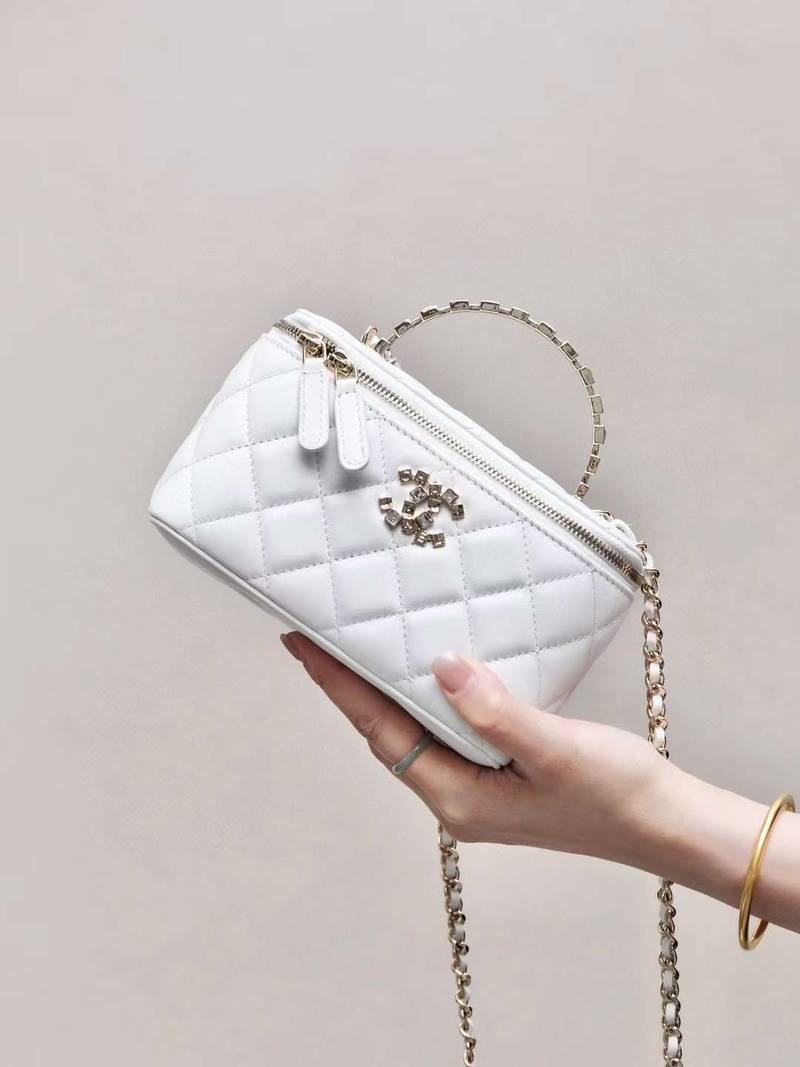 CHANEL 24S Metal letter wrist makeup bag