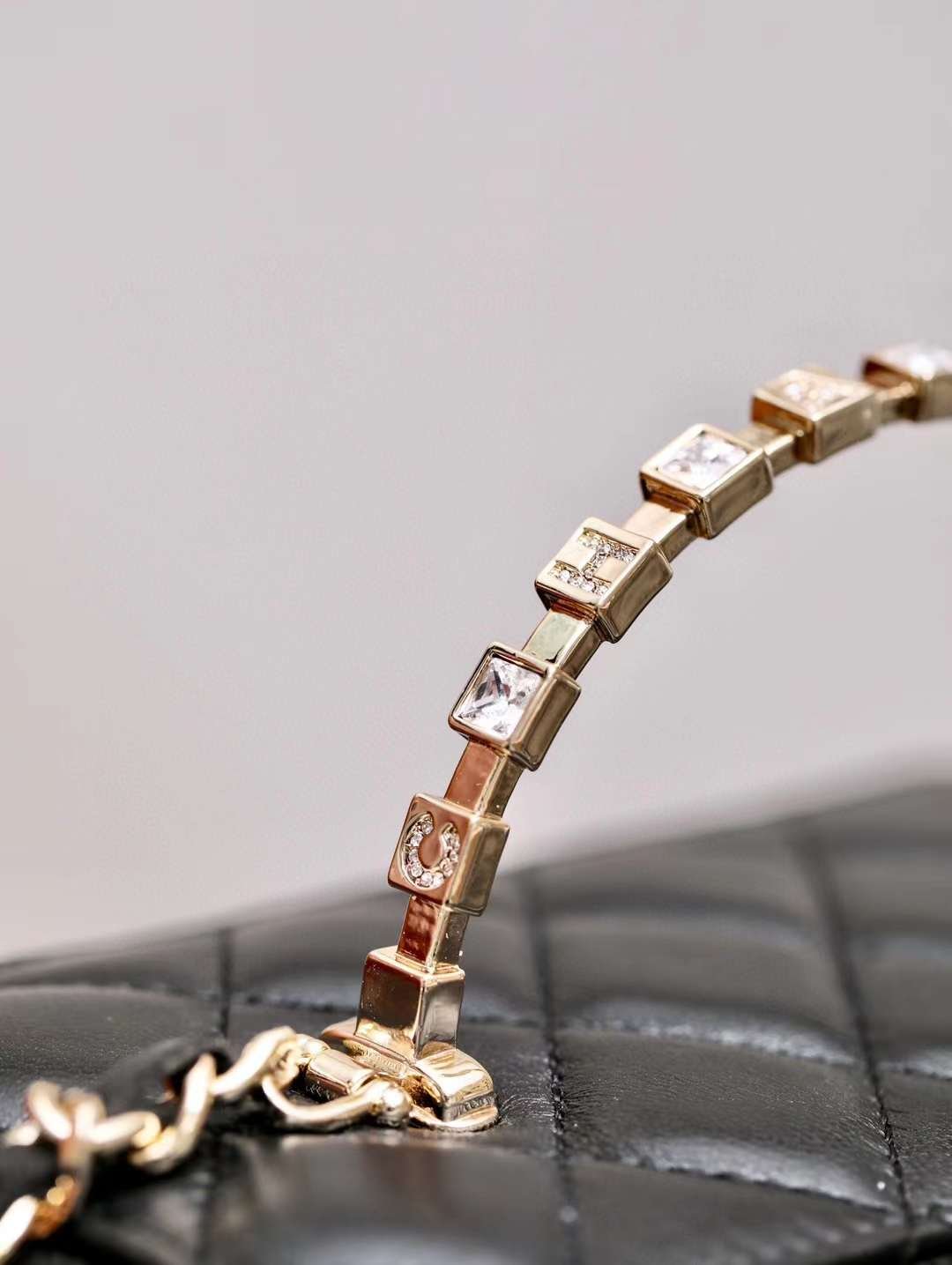 CHANEL 24S Metal letter wrist makeup bag