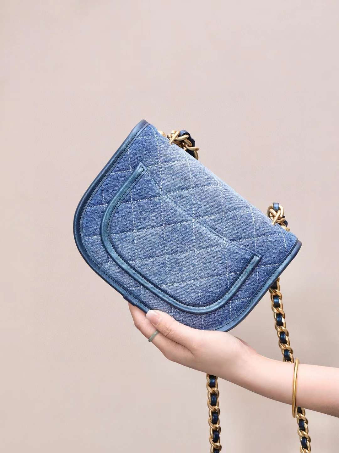 CHANEL 24S Cowboy saddle bag