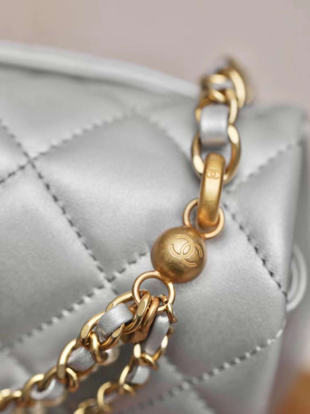 CHANEL 24P MINI FLAP BAG