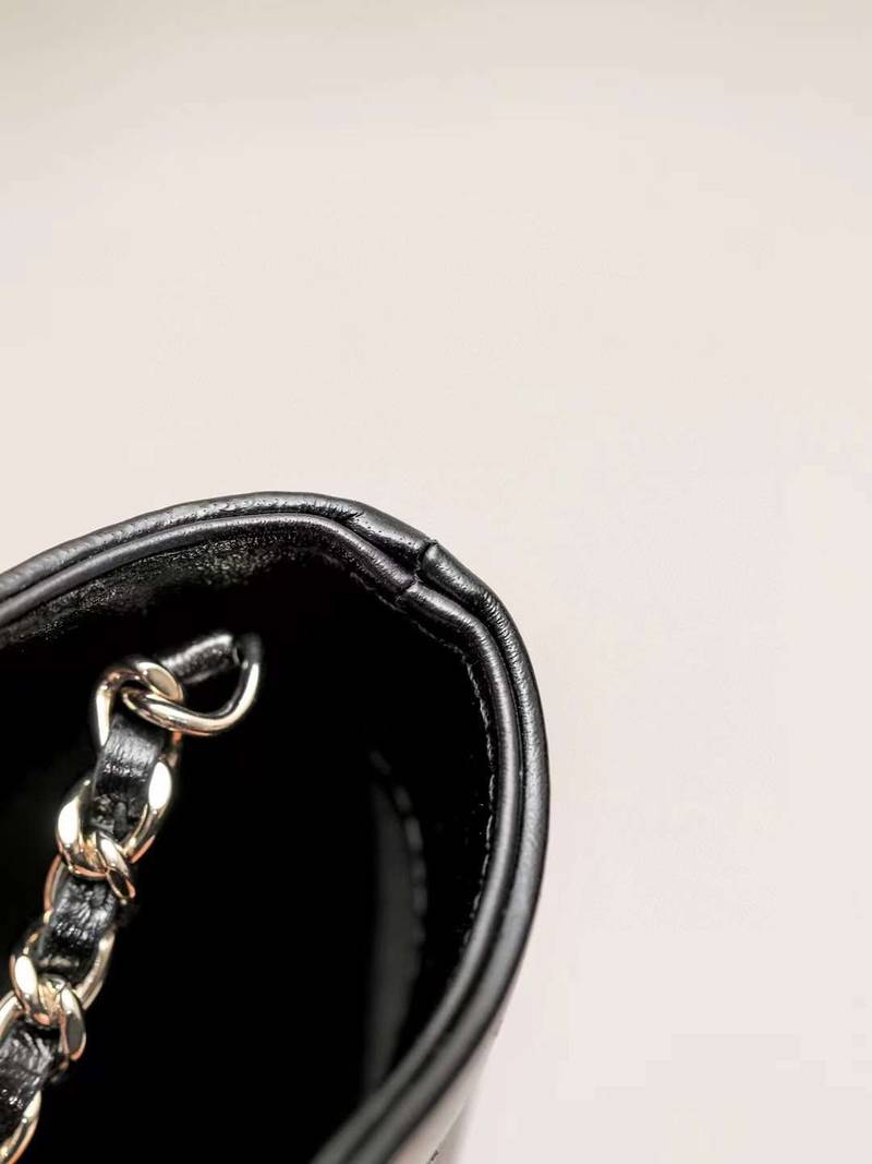 CHANEL 24S 31mini nano