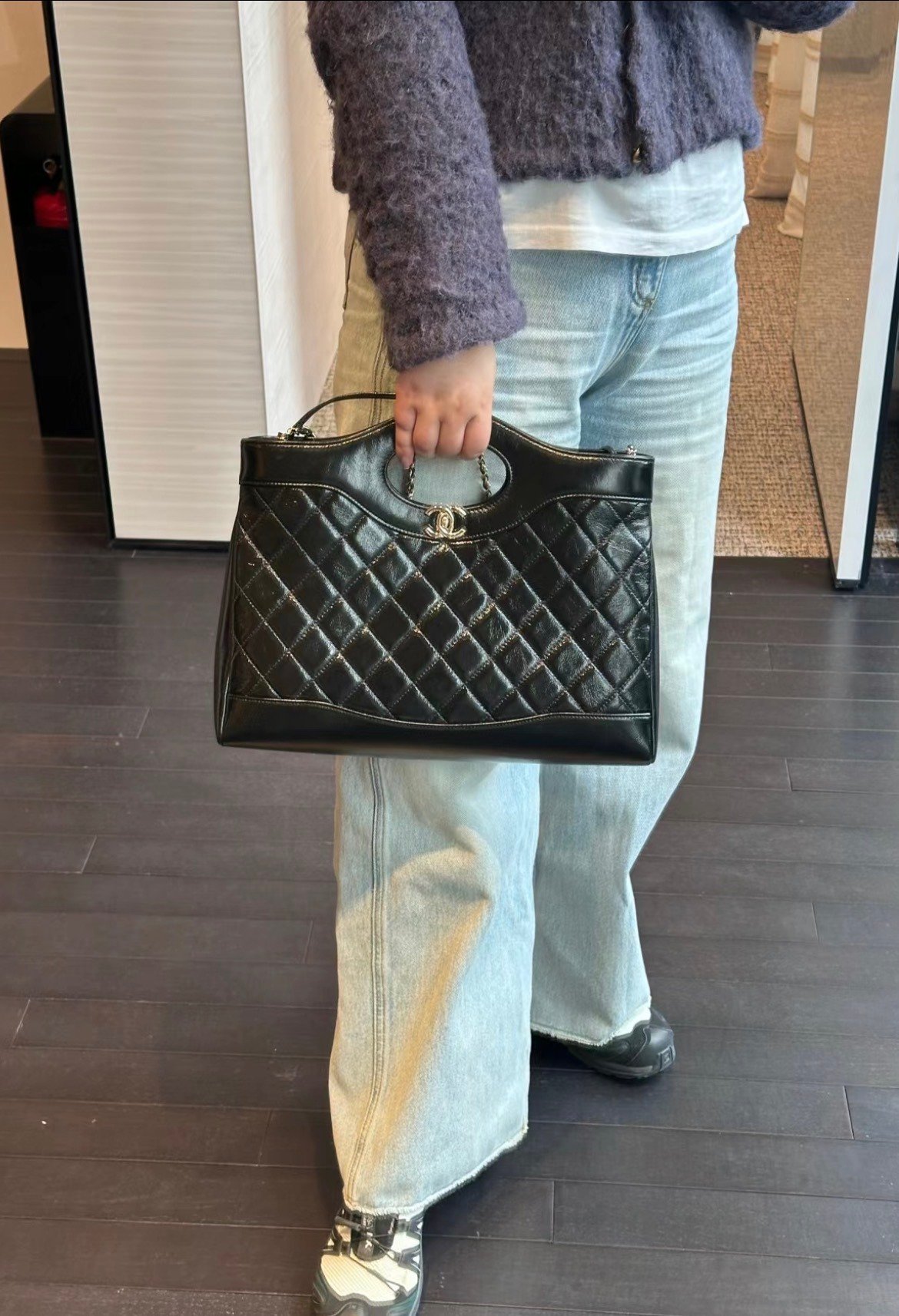 CHANEL 24S 31Shopping tote  bag