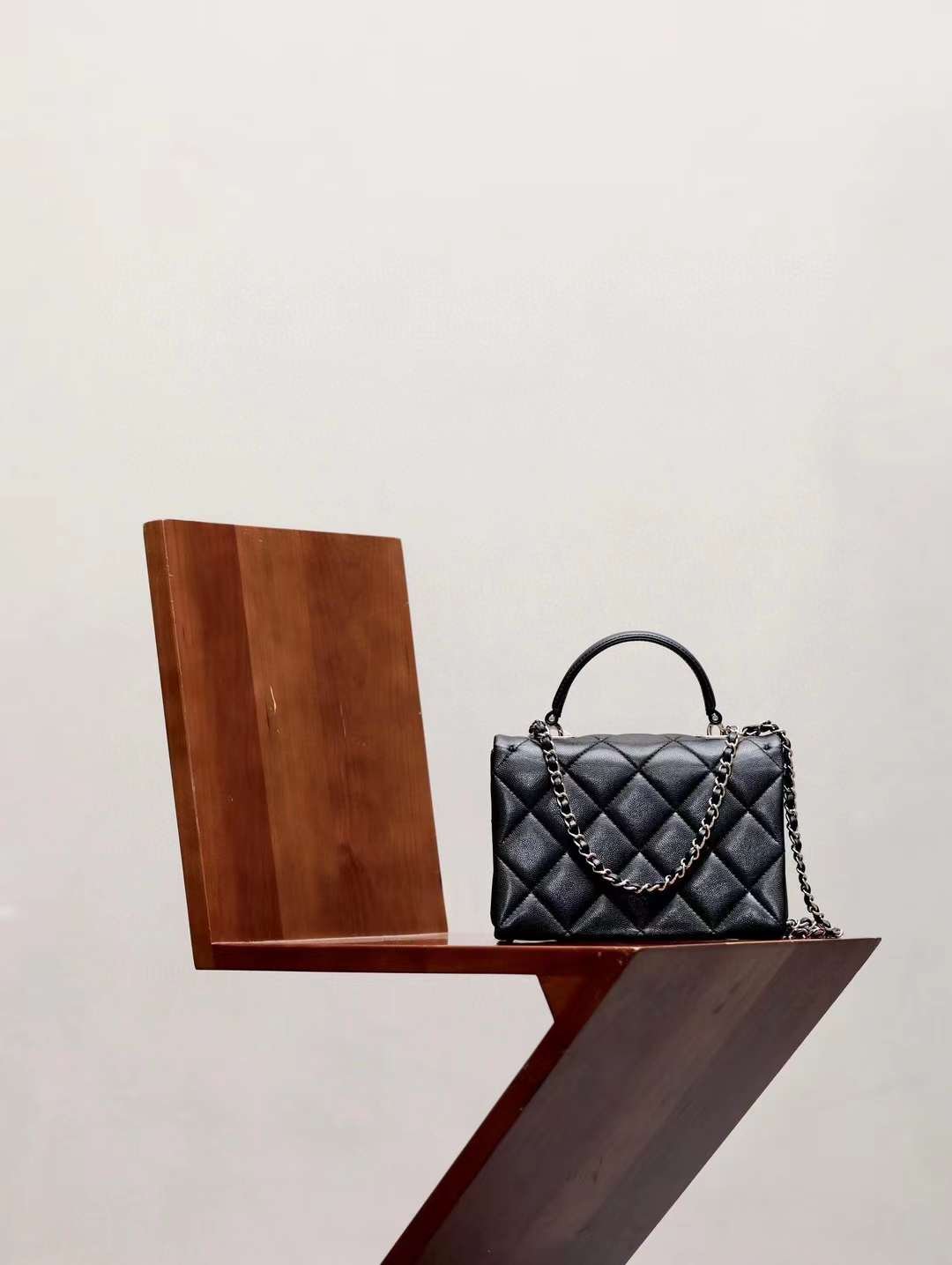 CHANEL 24P kelly  handle bag