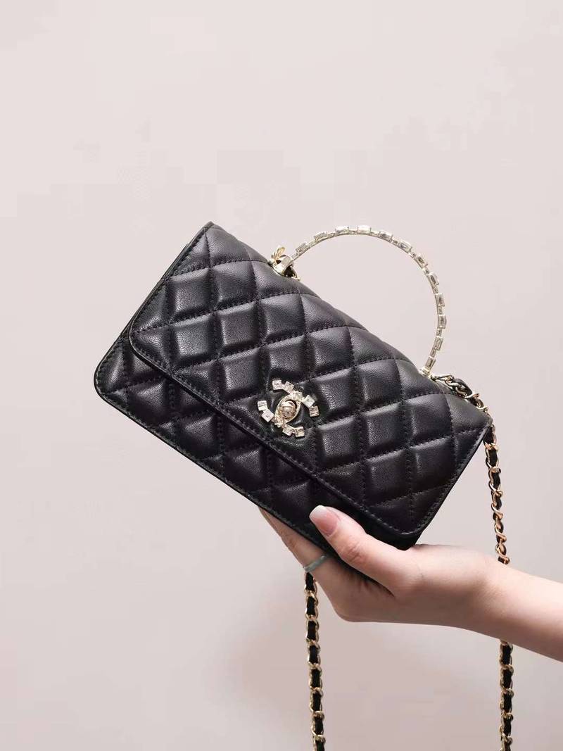 CHANEL 24S Metal letter wrist kelly woc