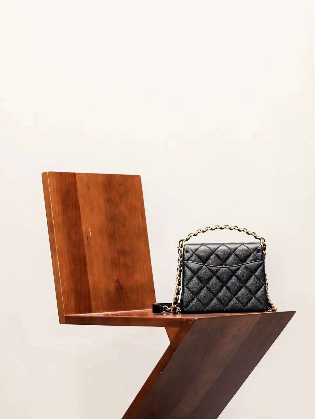 CHANEL 24S handle bag