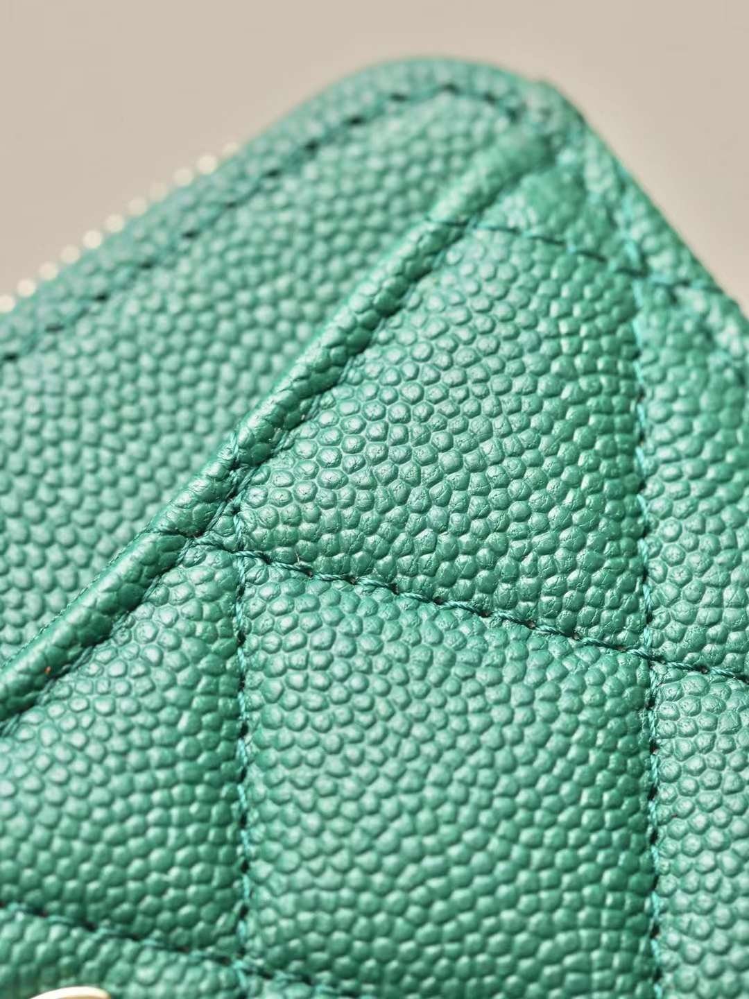 CHANEL Classic Zipped Coin Purse