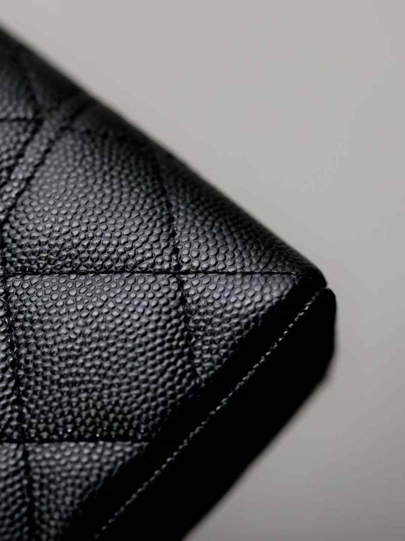 CHANEL Long Vanity with Chain