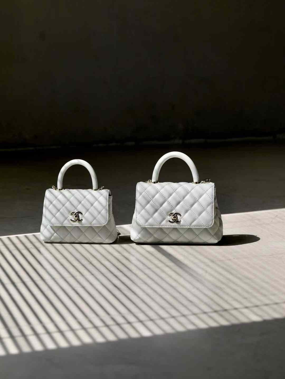 CHANEL MINI FLAP BAG WITH TOP HANDLE