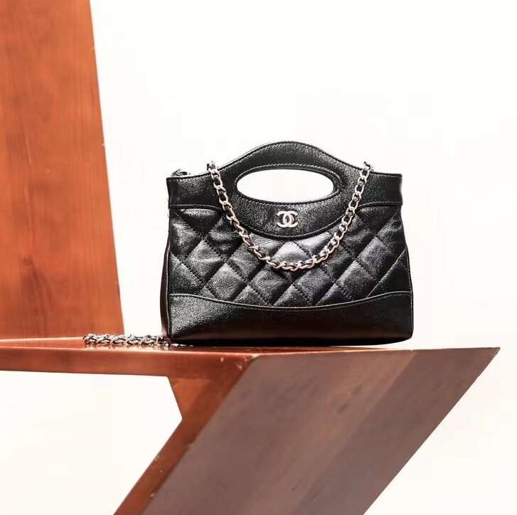 CHANEL 31nano SHOPPING BAG