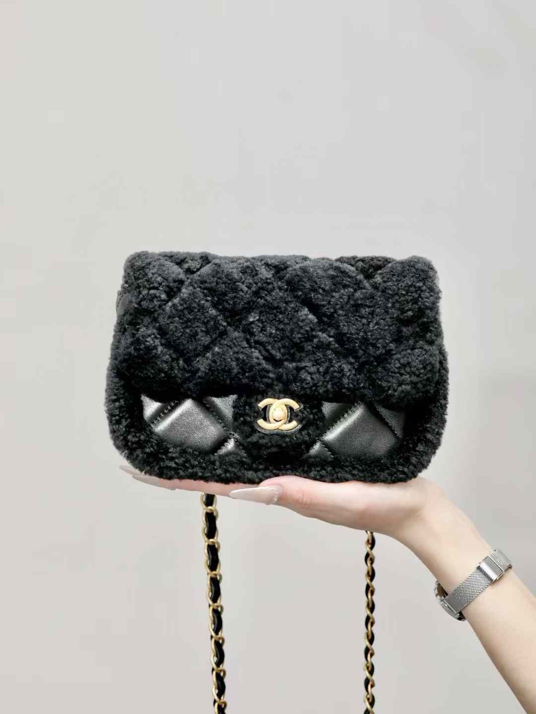 CHANEL Flap Bag