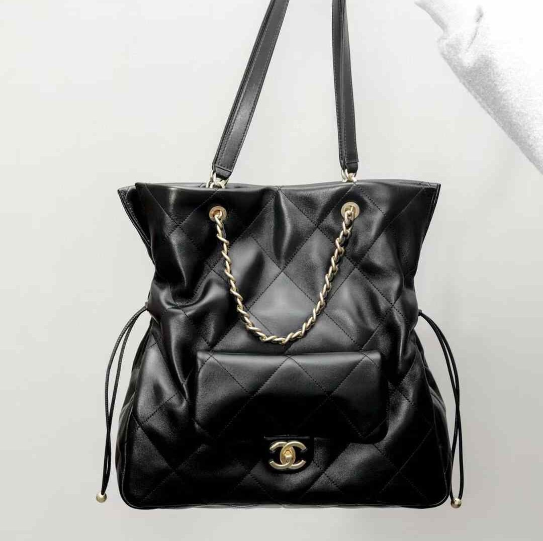 CHANEL Shopping Bag