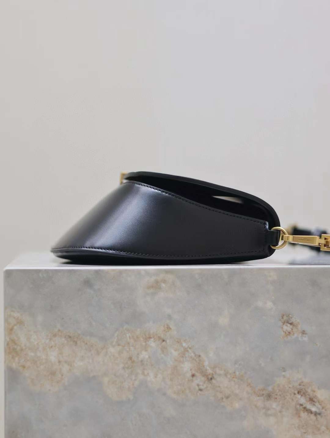 YSL VOLTAIRE in BOX SAINT LAURENT