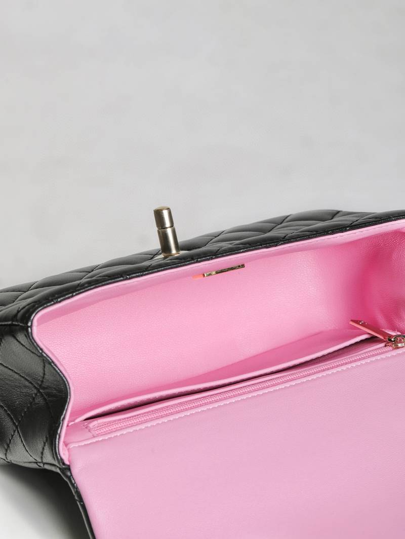 CHANEL Multicolor Bag