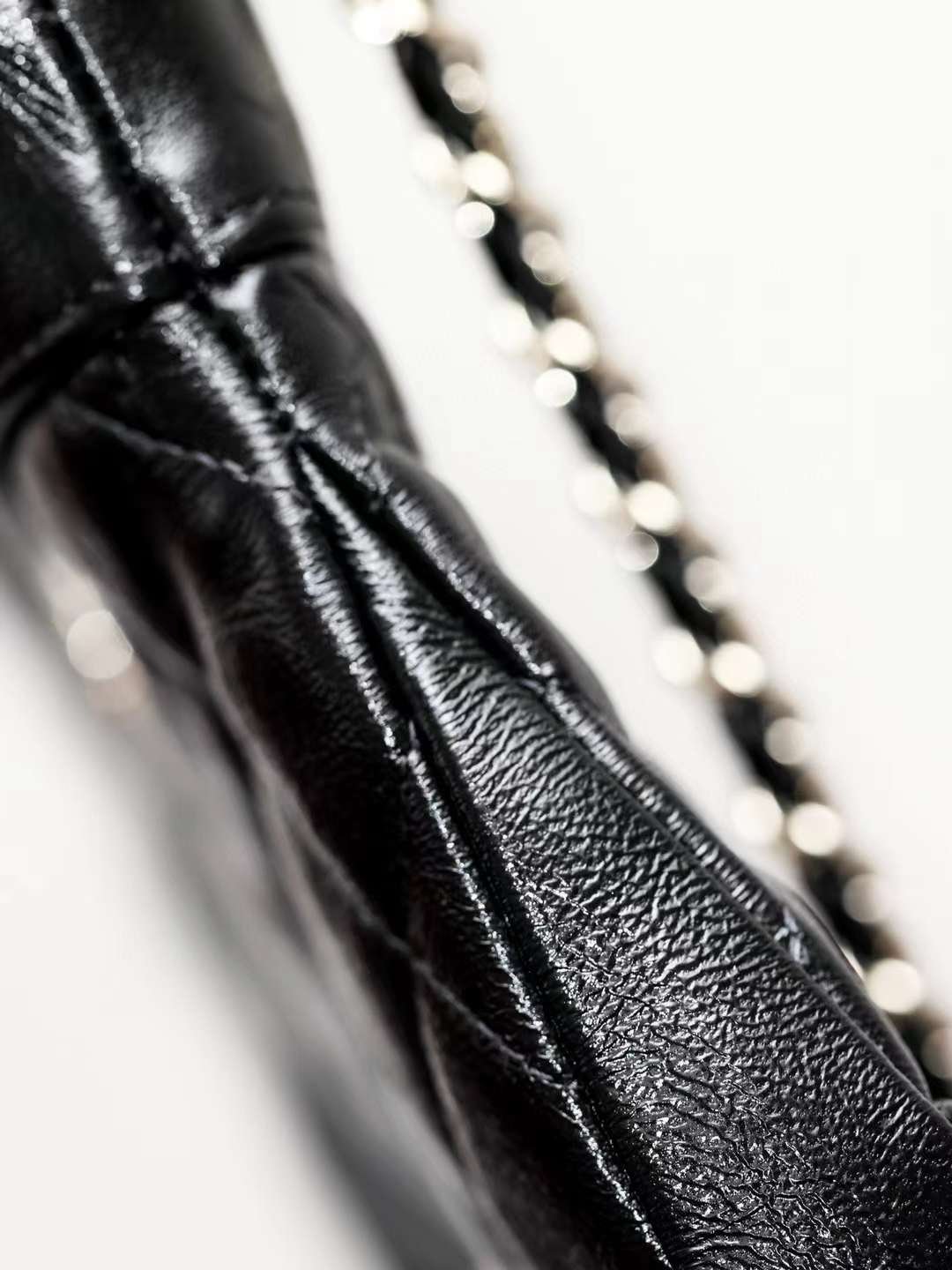 CHANEL 31nano SHOPPING BAG