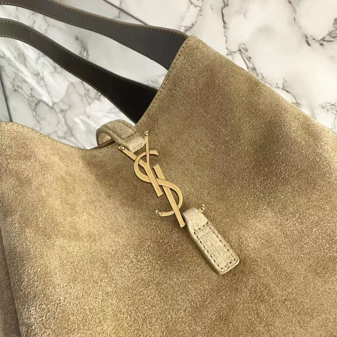 YSL LE 5  7 Hobo Bag