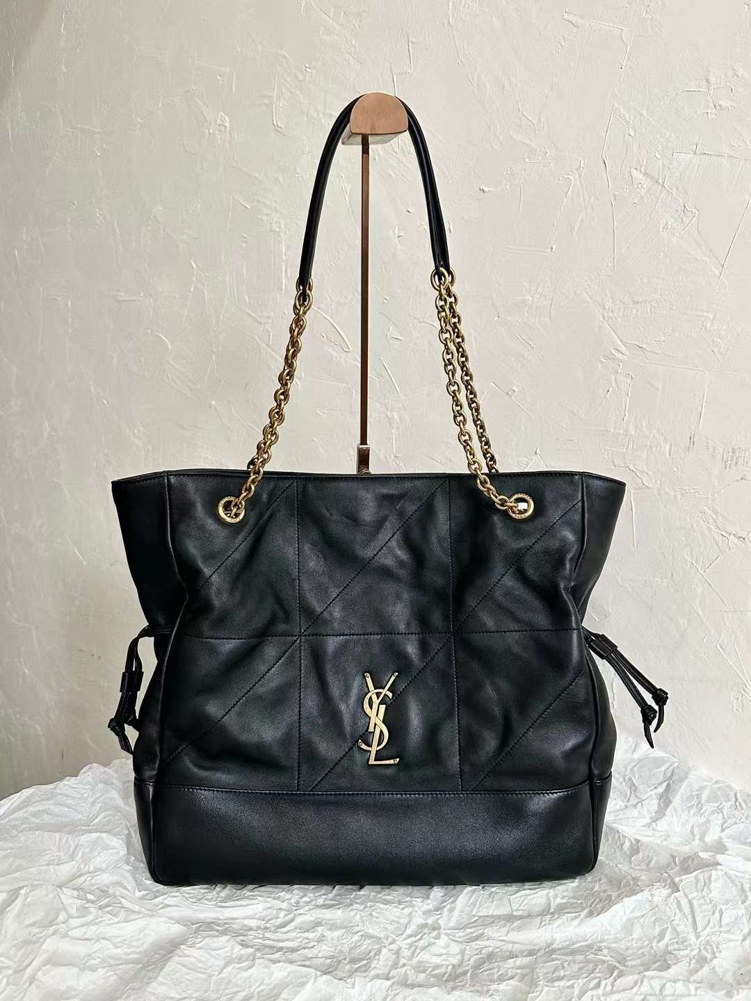 YSL JAMIE 4.3 LARGE POCHON