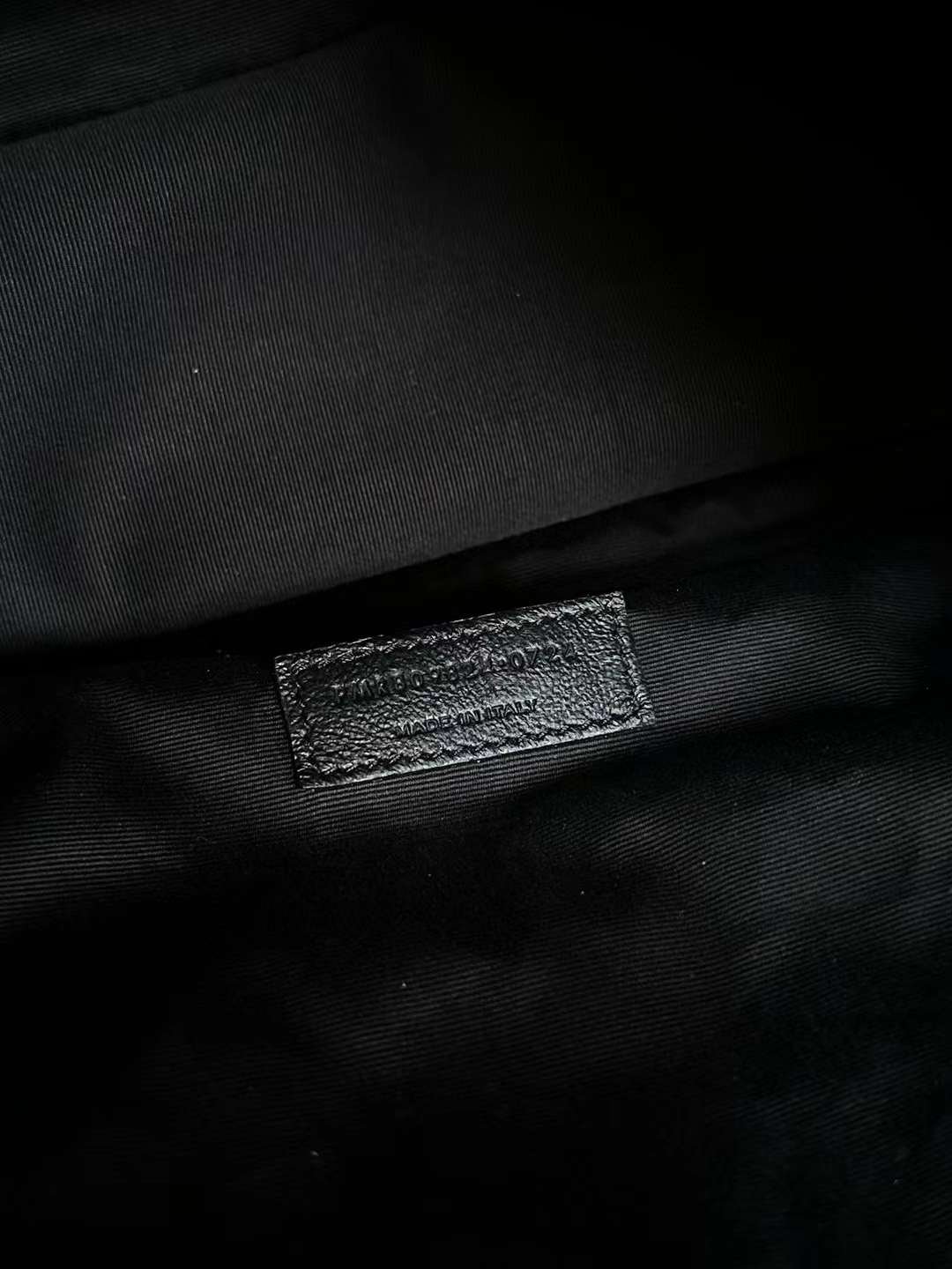 YSL JAMIE 4.3 LARGE POCHON