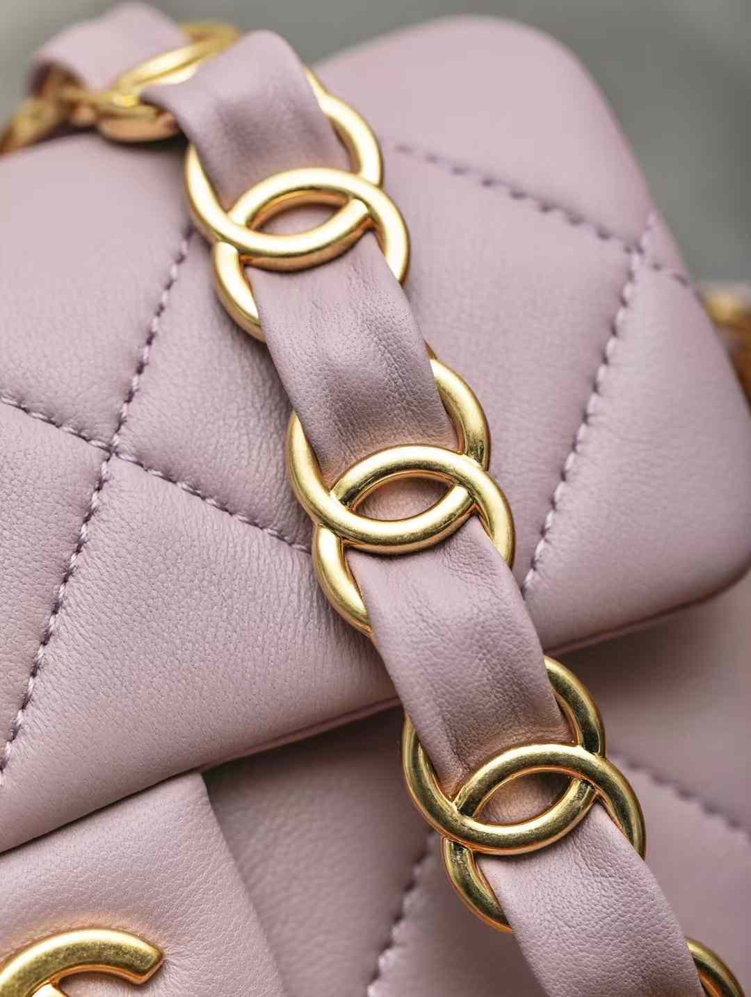 CHANEL Small Flap Bag