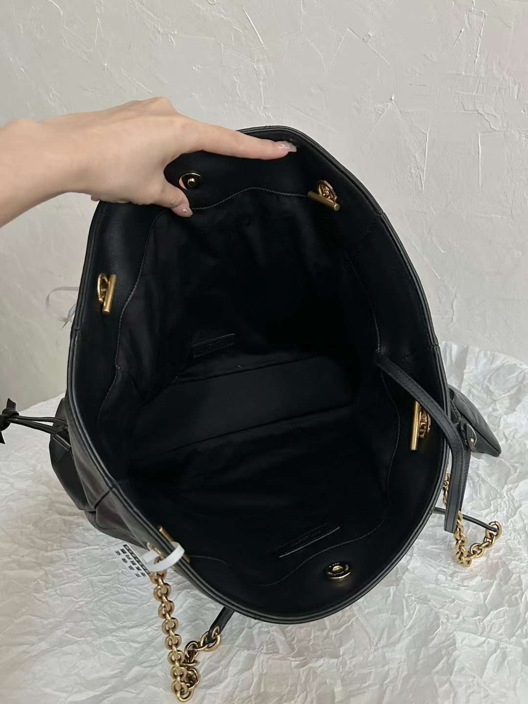 YSL JAMIE 4.3 LARGE POCHON