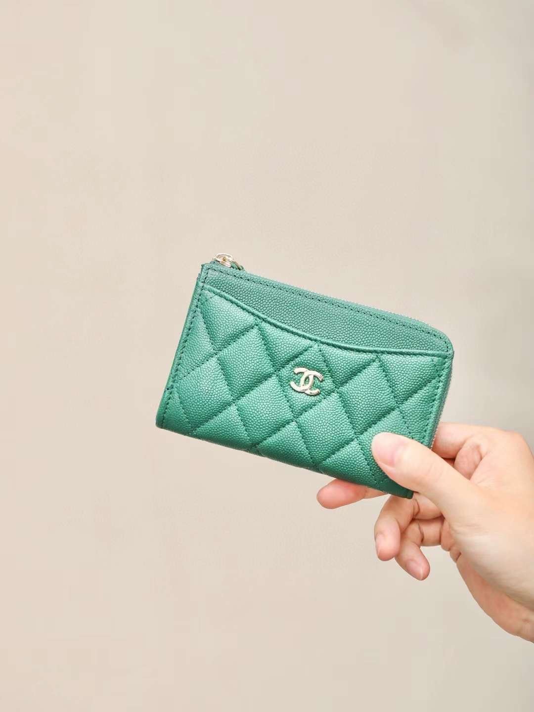 CHANEL Classic Zipped Coin Purse