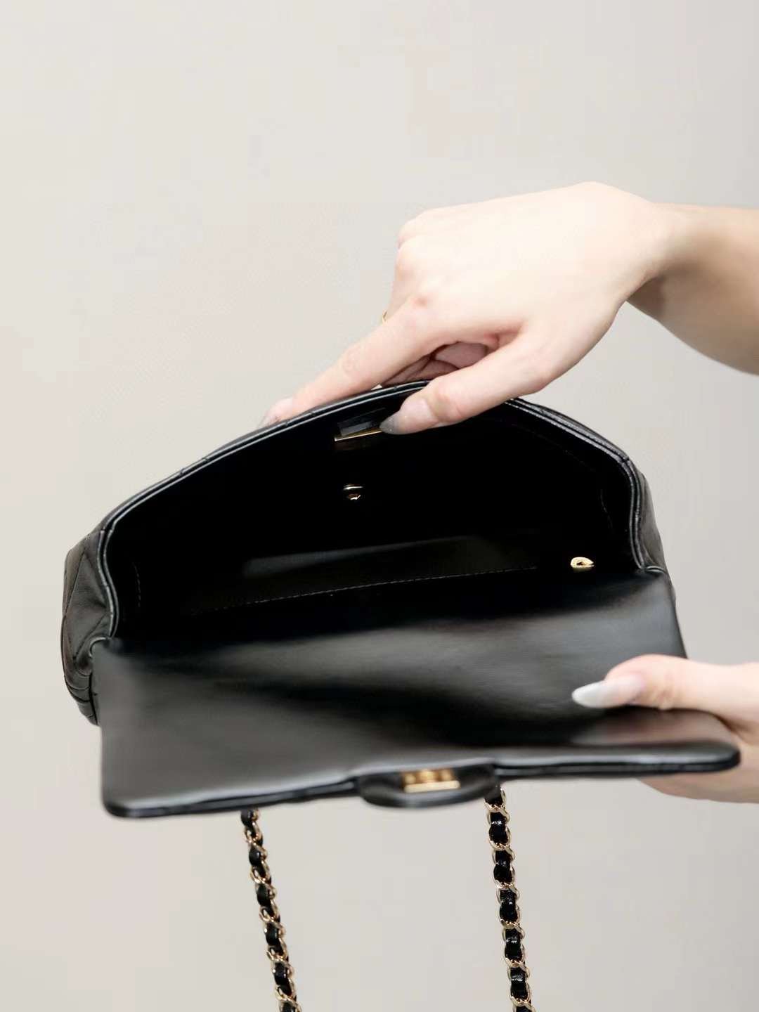 CHANEL mouth cover with handle