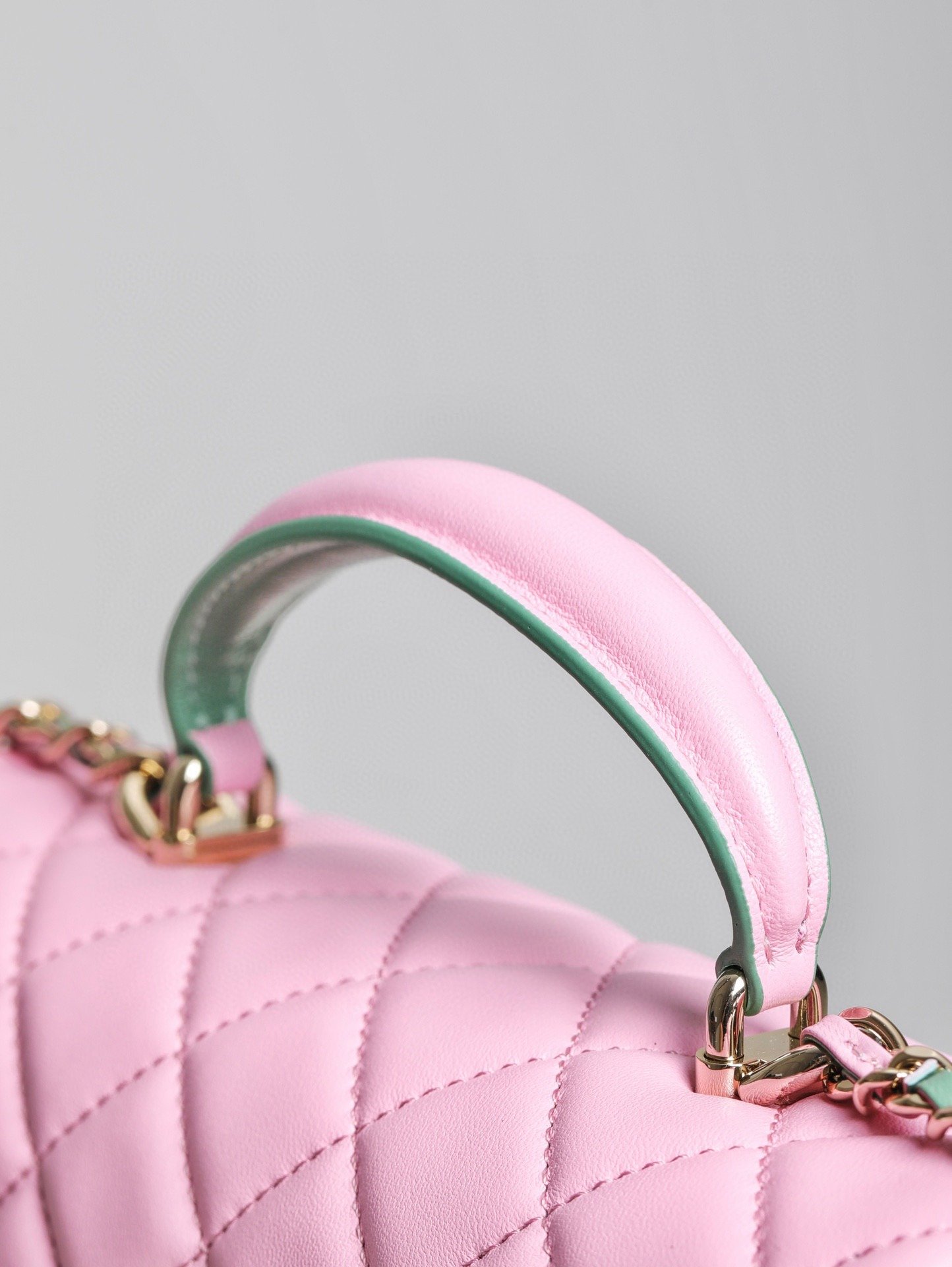 CHANEL Multicolor Bag