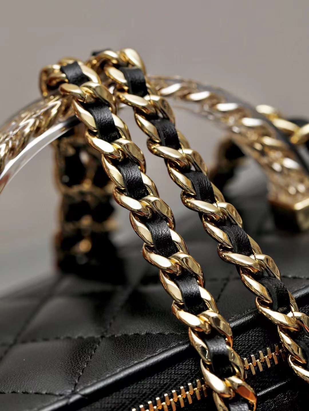 CHANEL clutch with chain