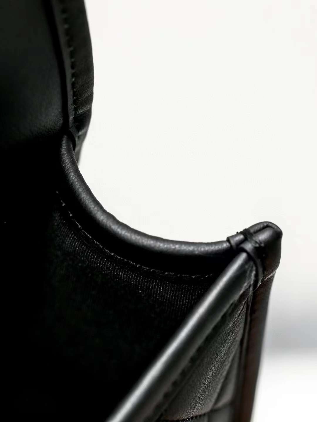 CHANEL MESSENGER BAG