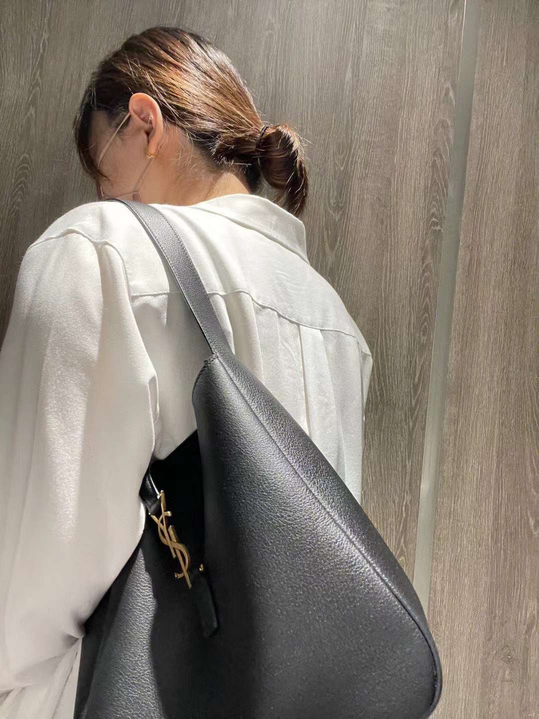 YSL LE 5  7 Hobo Bag in Suede