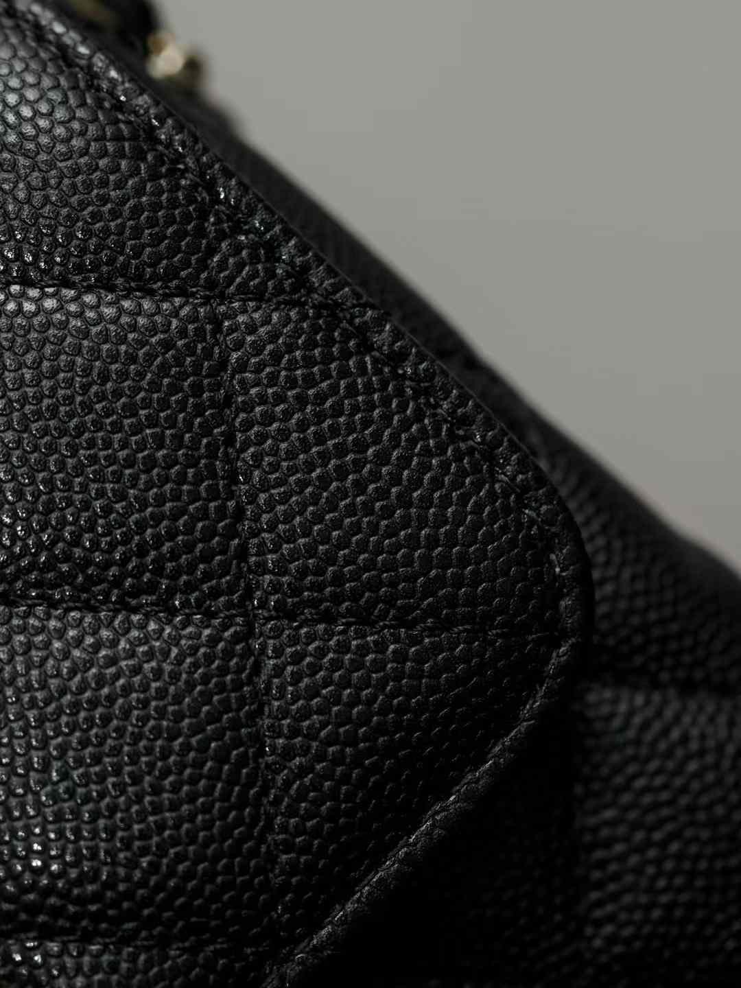 CHANEL MINI FLAP BAG WITH TOP HANDLE