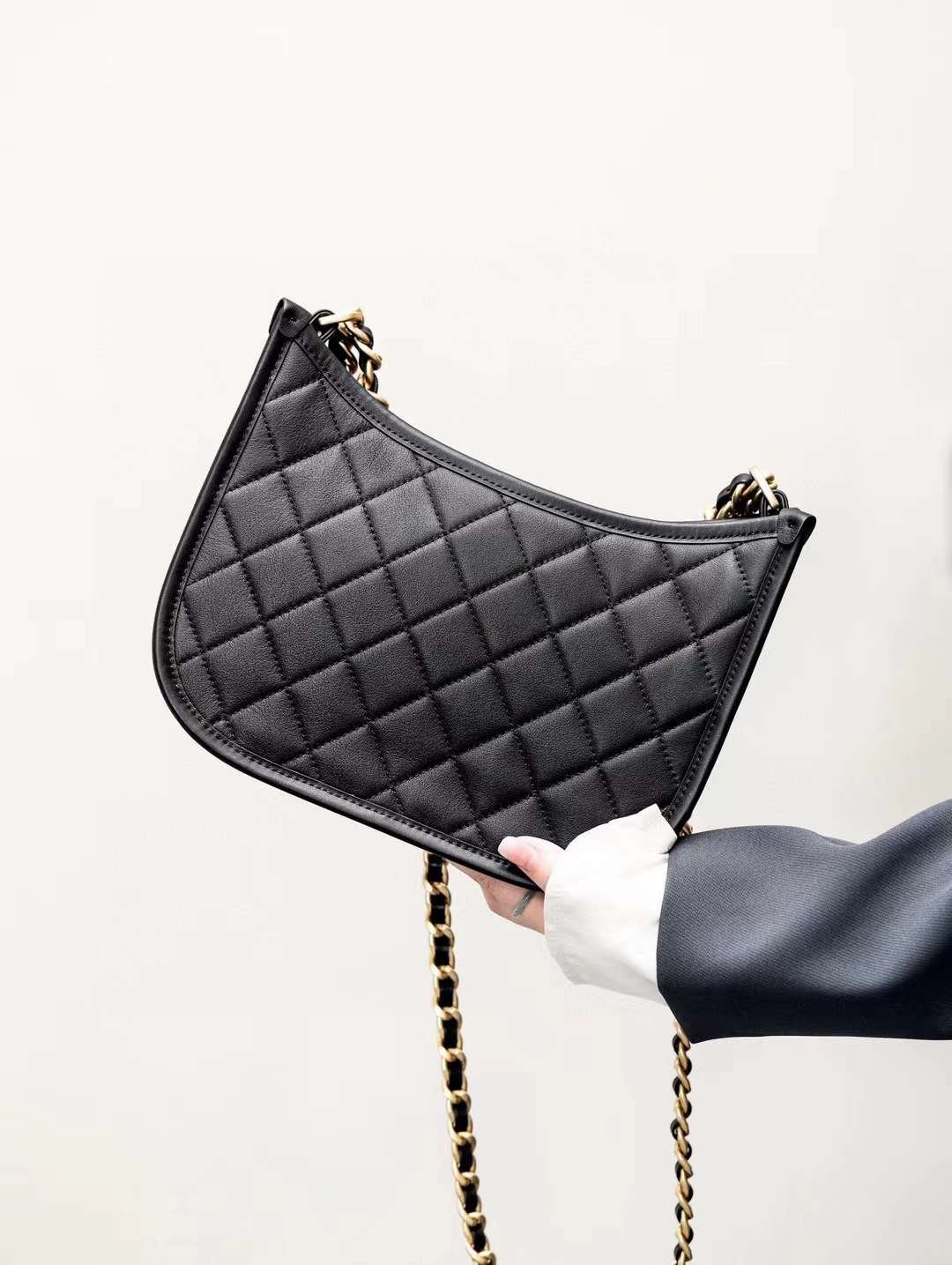 CHANEL HOBO HANDBAG