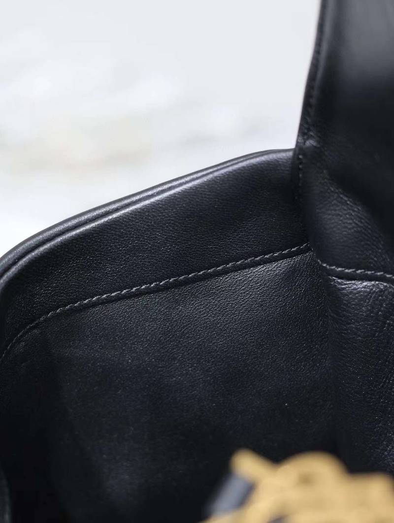 YSL LE 5  7 Hobo Bag in Suede