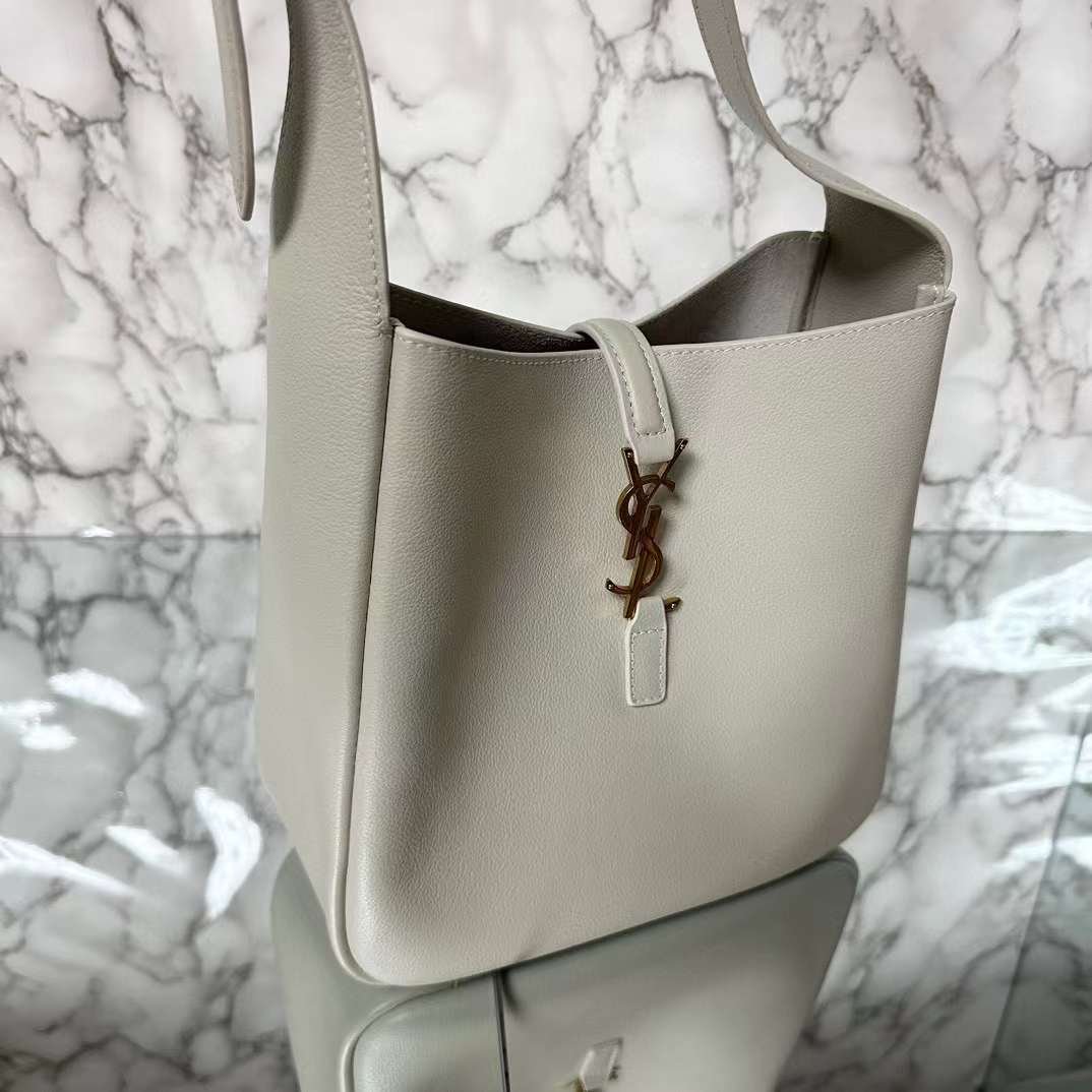 YSL LE 5  7 Hobo Bag