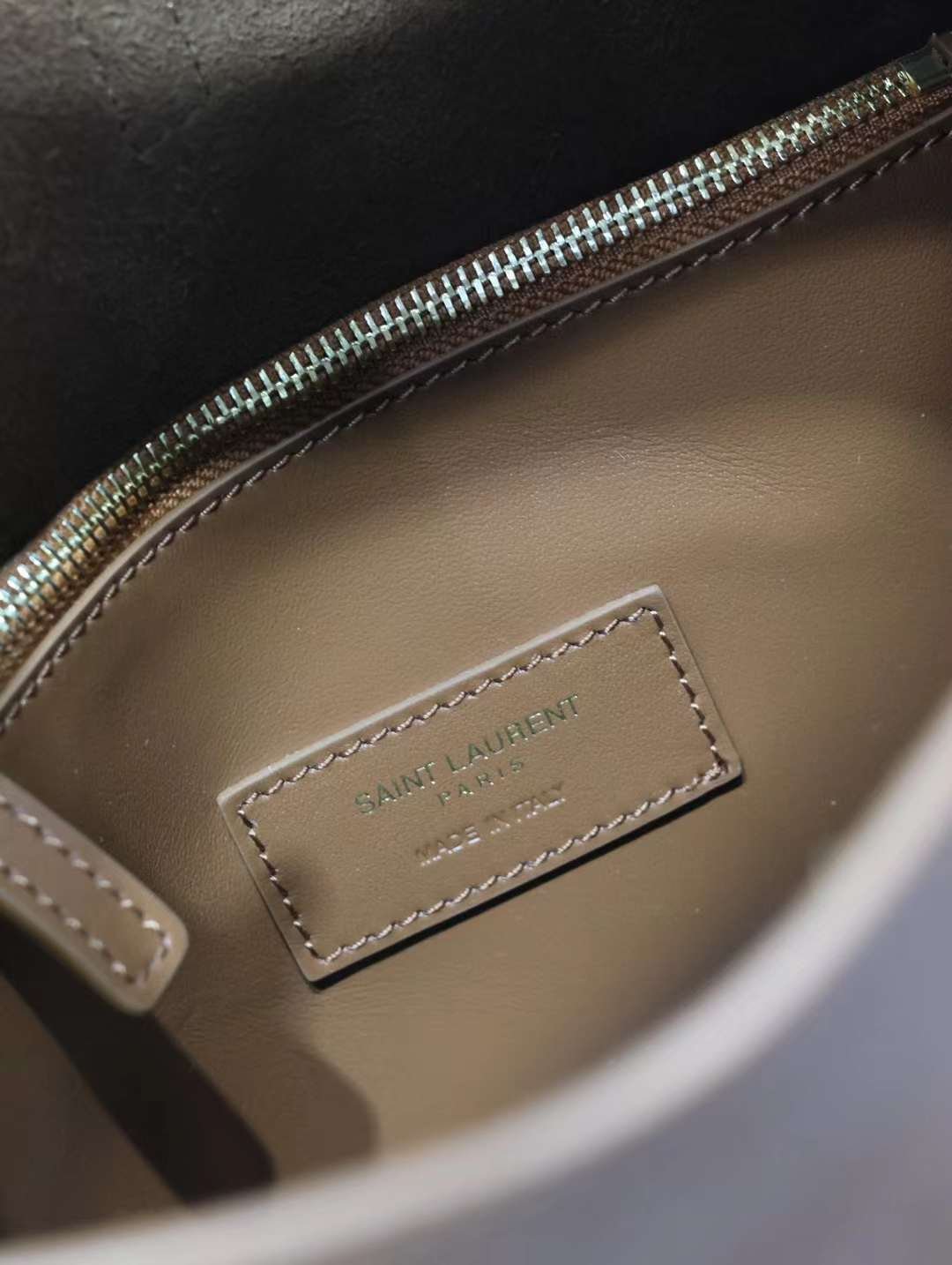 YSL LE 5  7 Hobo Bag