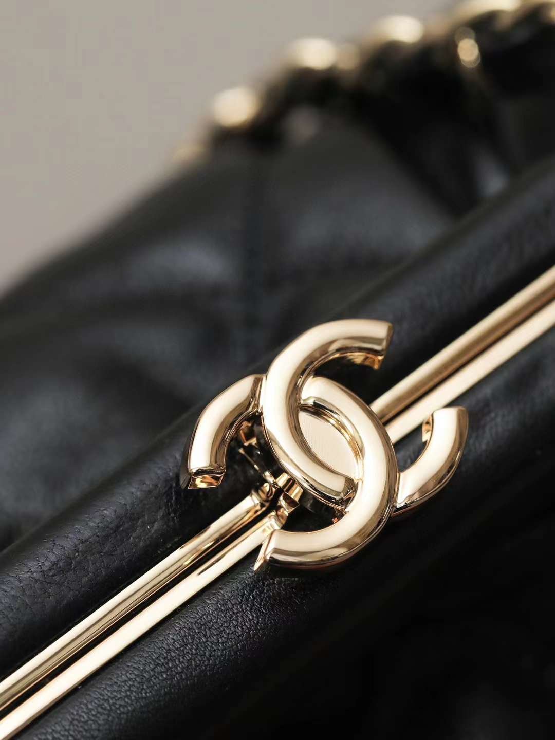 CHANEL Clutch