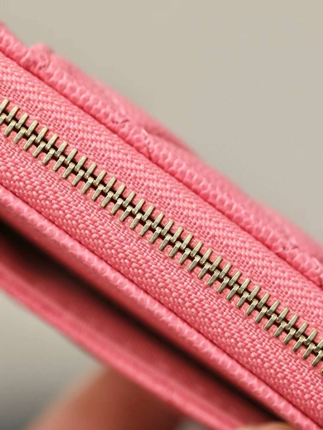 CHANEL Classic Zipped Coin Purse