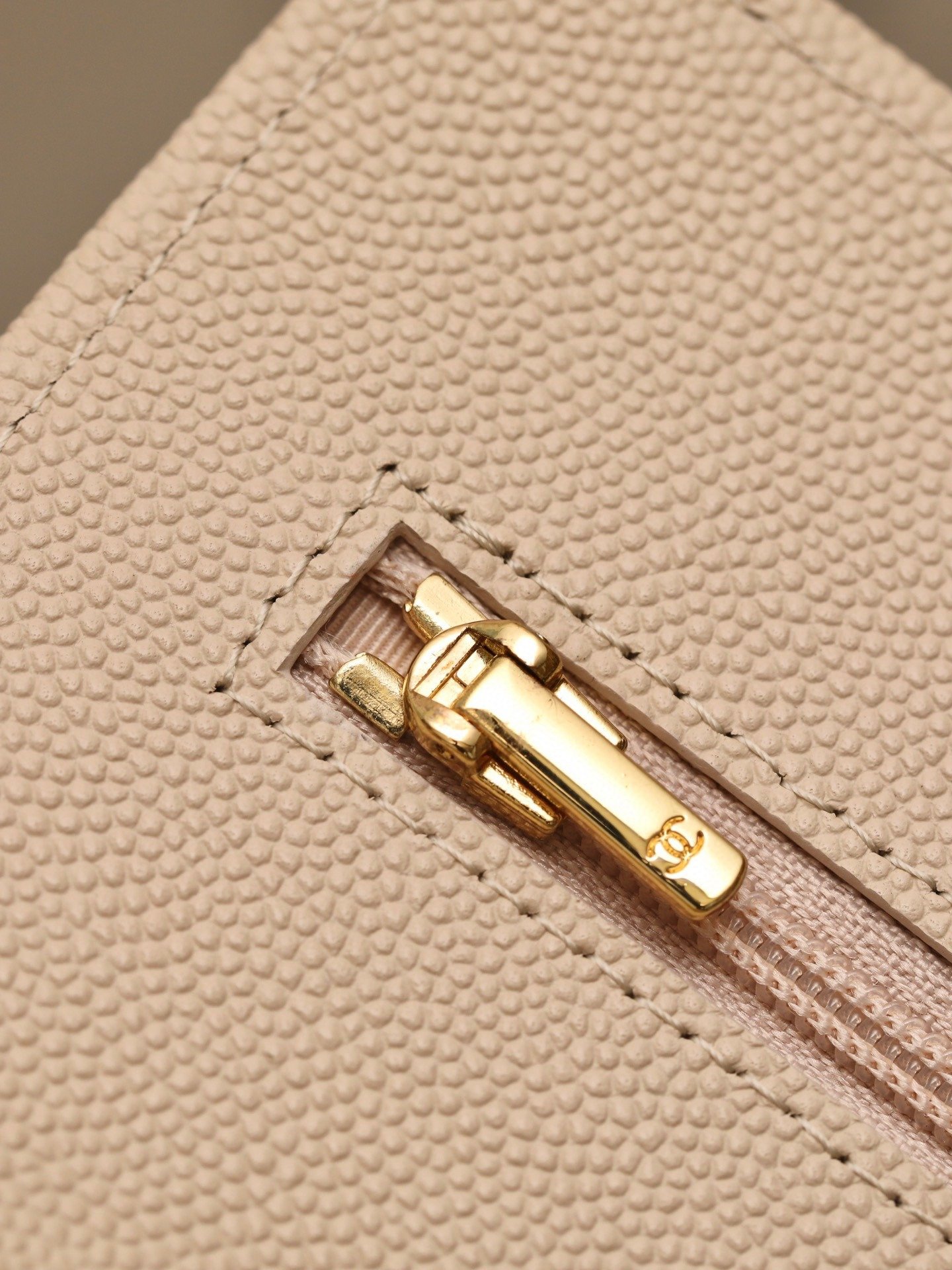 CHANEL classics woc flap bag