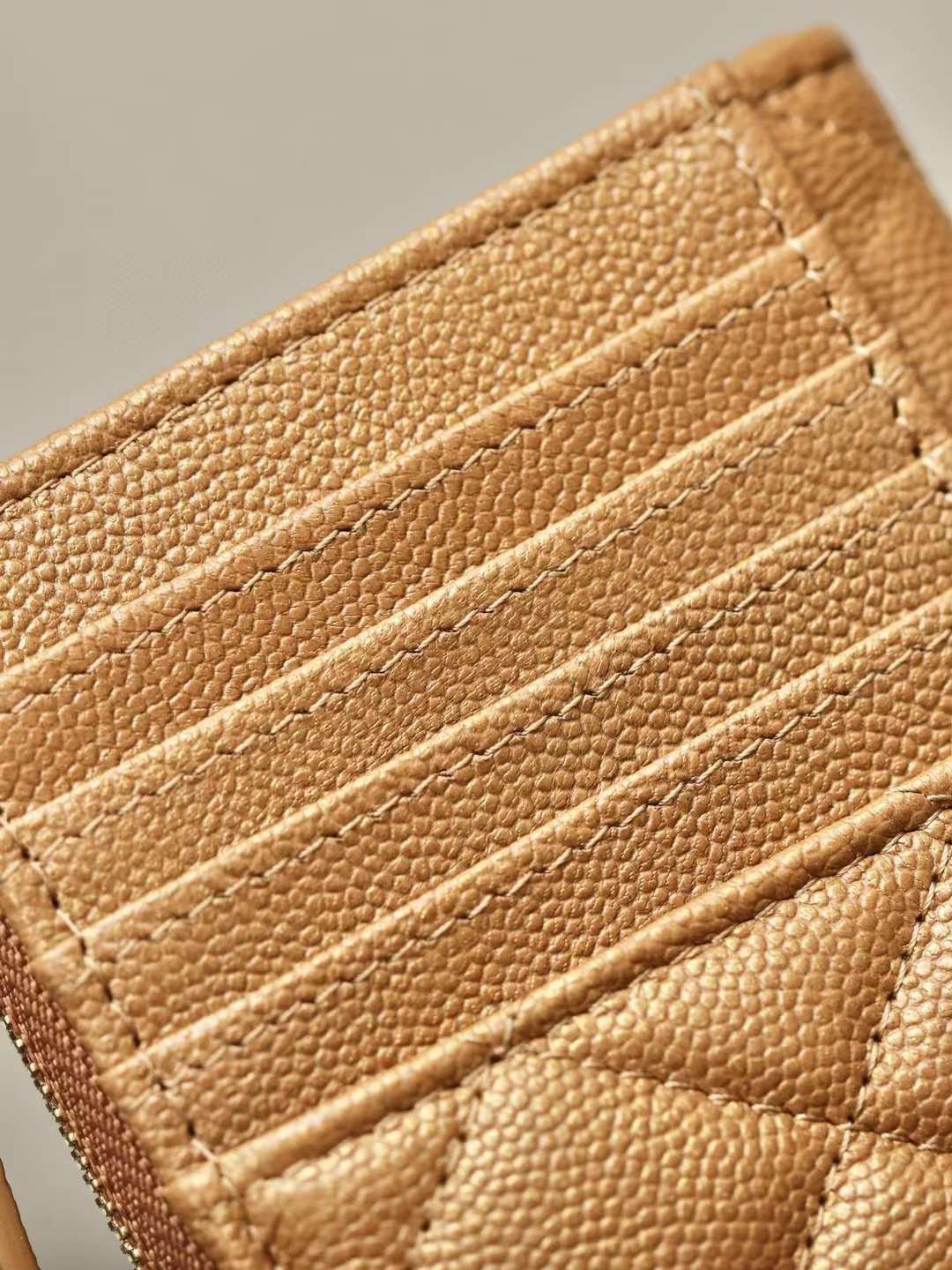 CHANEL Classic Zipped Coin Purse