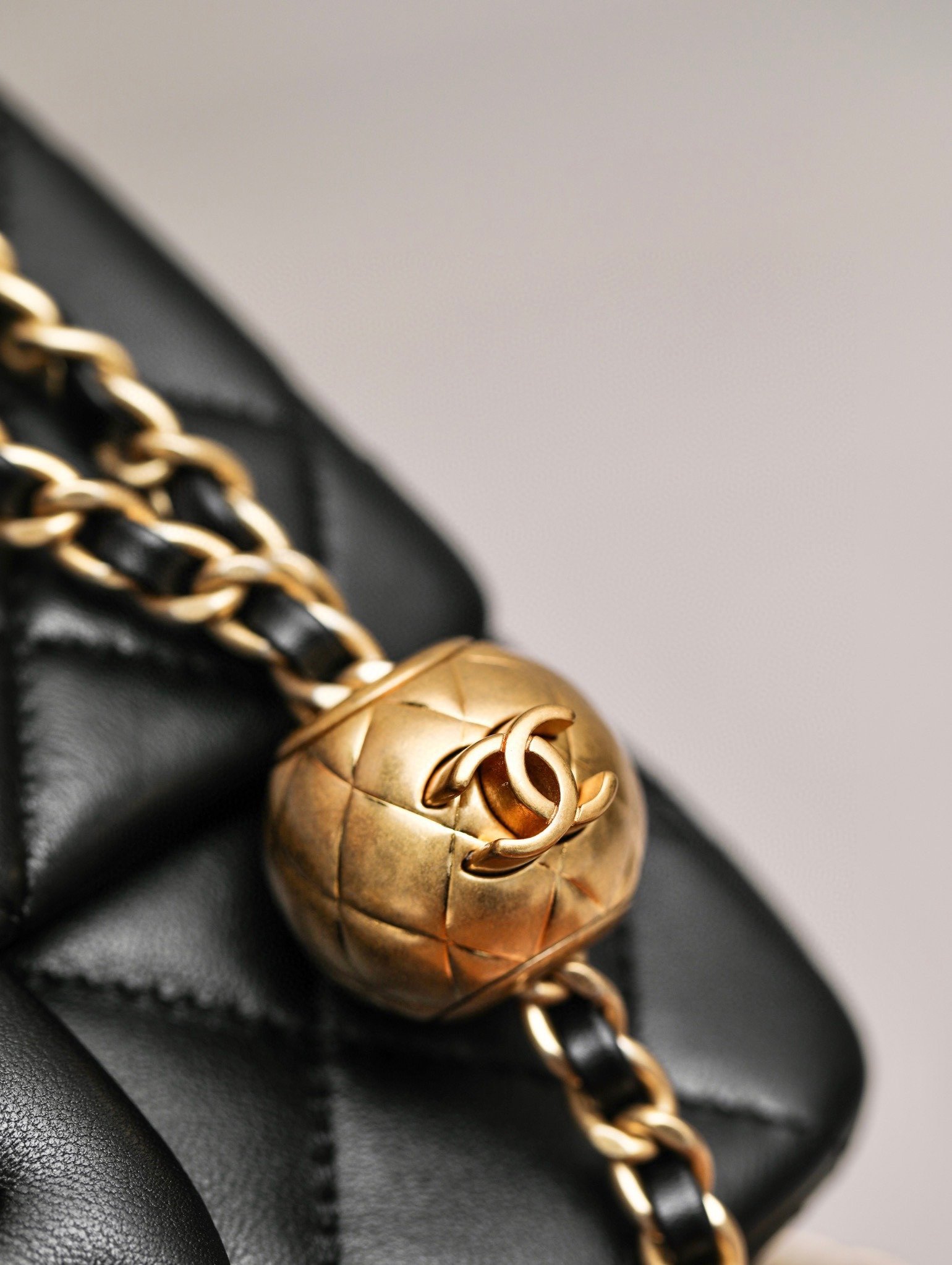 CHANEL Flap Bag 17cm